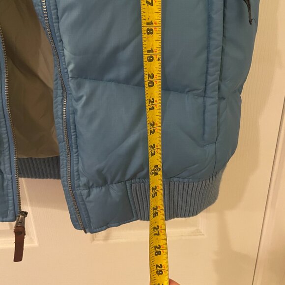 Woolrich nylon puffy vest with soft sherpa lining size Large, can be maternity - Picture 4 of 6